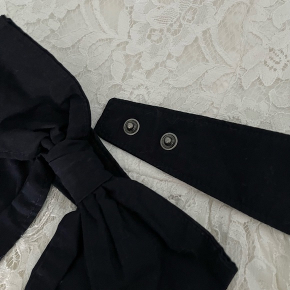 EUC Hollister White Lace Dress M - Picture 8 of 9